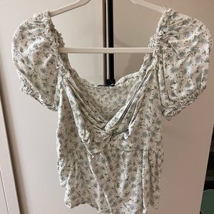 Arizona Jean Co. Floral Top